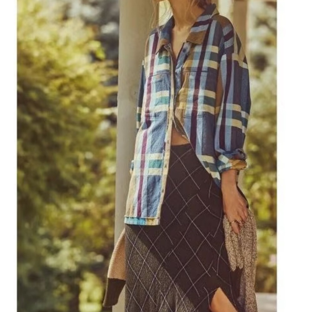 NWT We The Free so long summer Multicolor blue Plaid button down size large